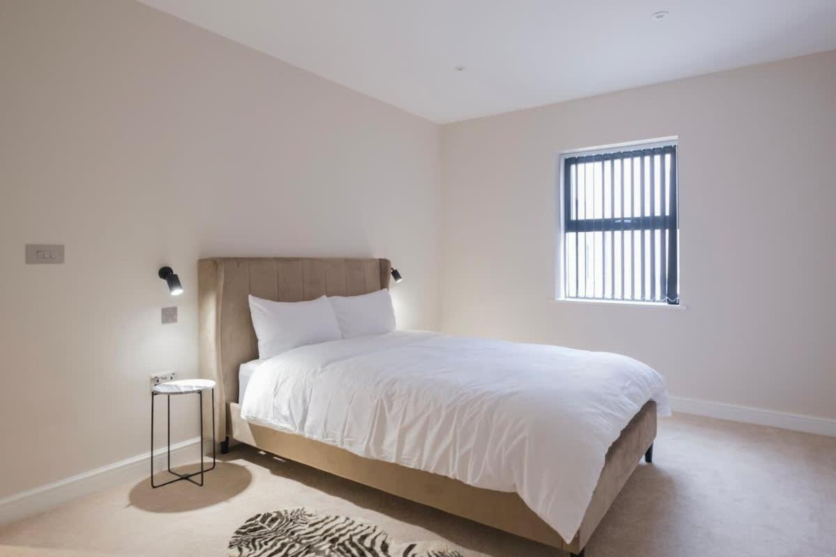 Charming 1-Bedroom Apartment In Leeds City Centre Perfect For Couples Or Solo Travelers Eksteriør bilde